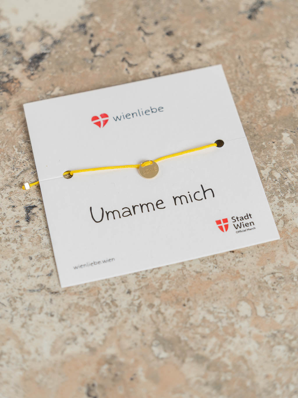 Armband LOVE wienliebe Gelb